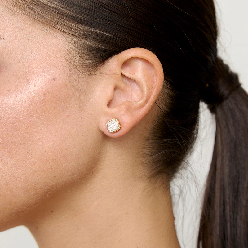 Diamond Cushion Studs with Rope Border - 18K Gold | VS Clarity - Image 2