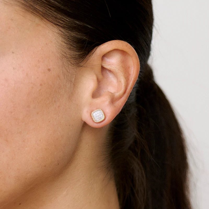 Diamond Cushion Studs with Rope Border - 18K Gold | VS Clarity - Image 6