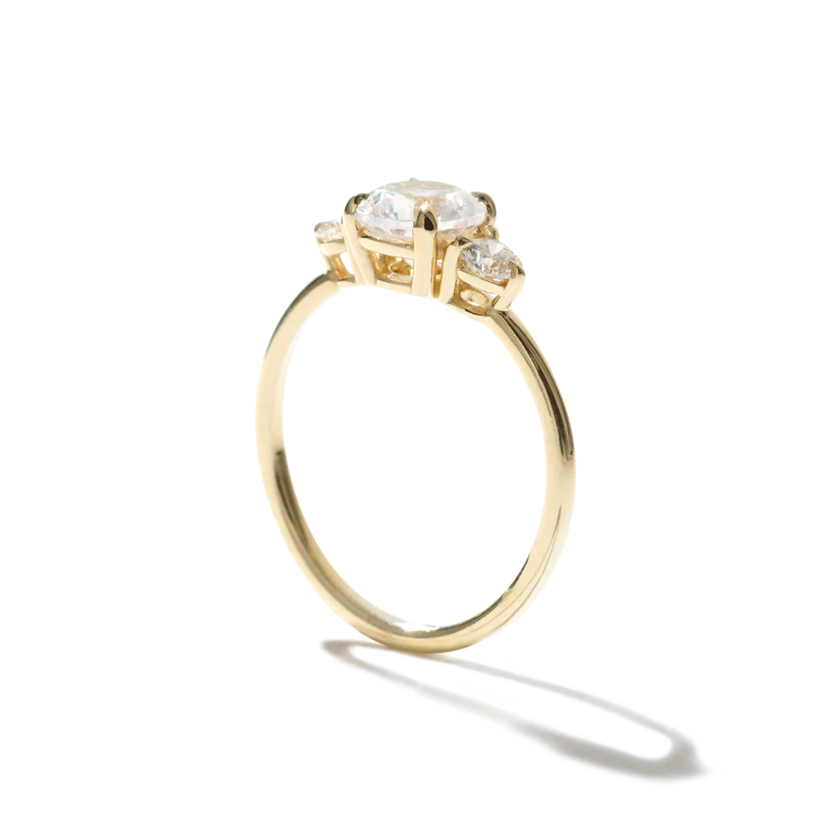3-Stone Round Diamond Engagement Ring - 18K Gold - Image 4