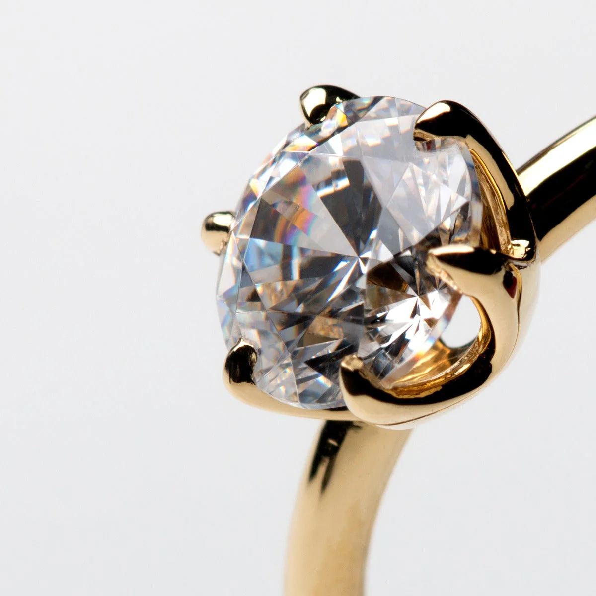 Chispa Sparkle Diamond Engagement Ring - 18K Gold - Image 8