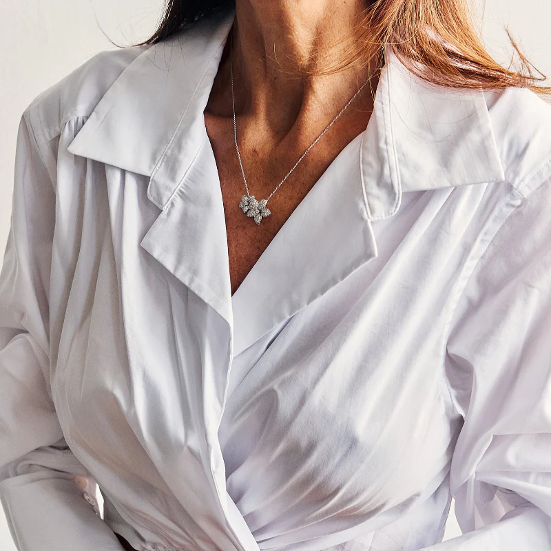 Diamond Flower Petal Necklace - 18K Gold | VS Clarity Natural Diamonds - Image 3