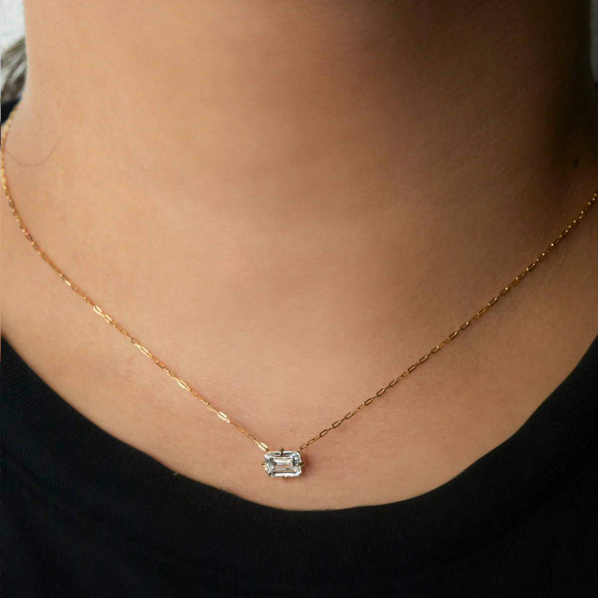 Emerald Cut Diamond Solitaire Pendant - 18K Gold - Image 4