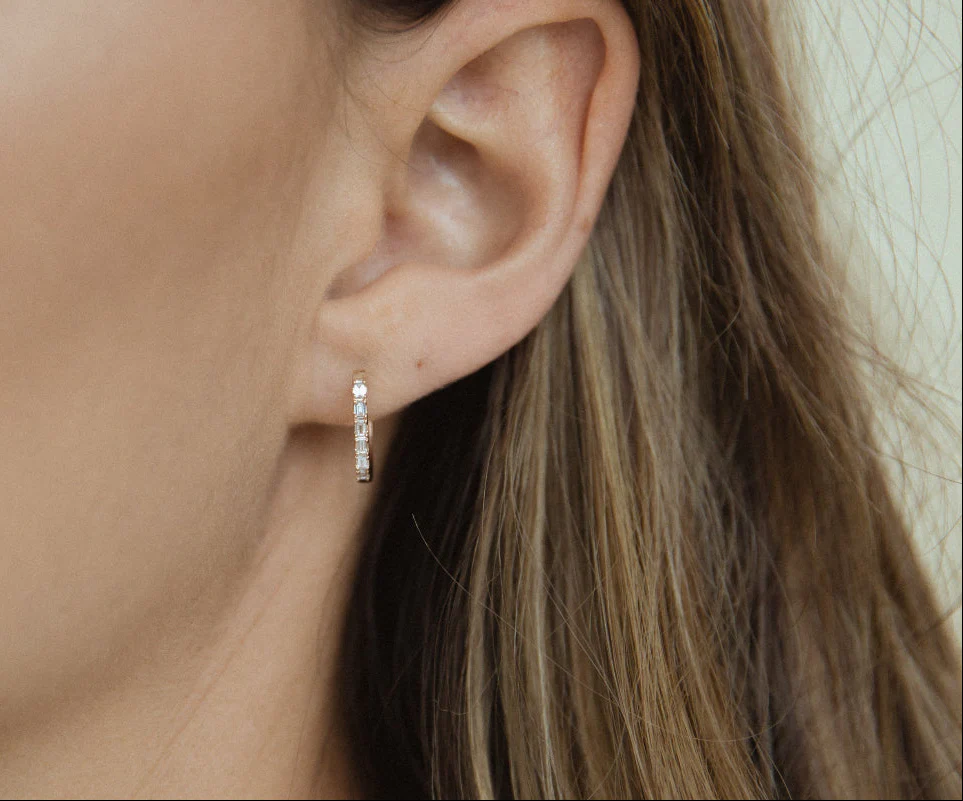 Huggie Baguette Earrings - 14K Gold | VS Clarity Lab Grown Diamonds - Image 5
