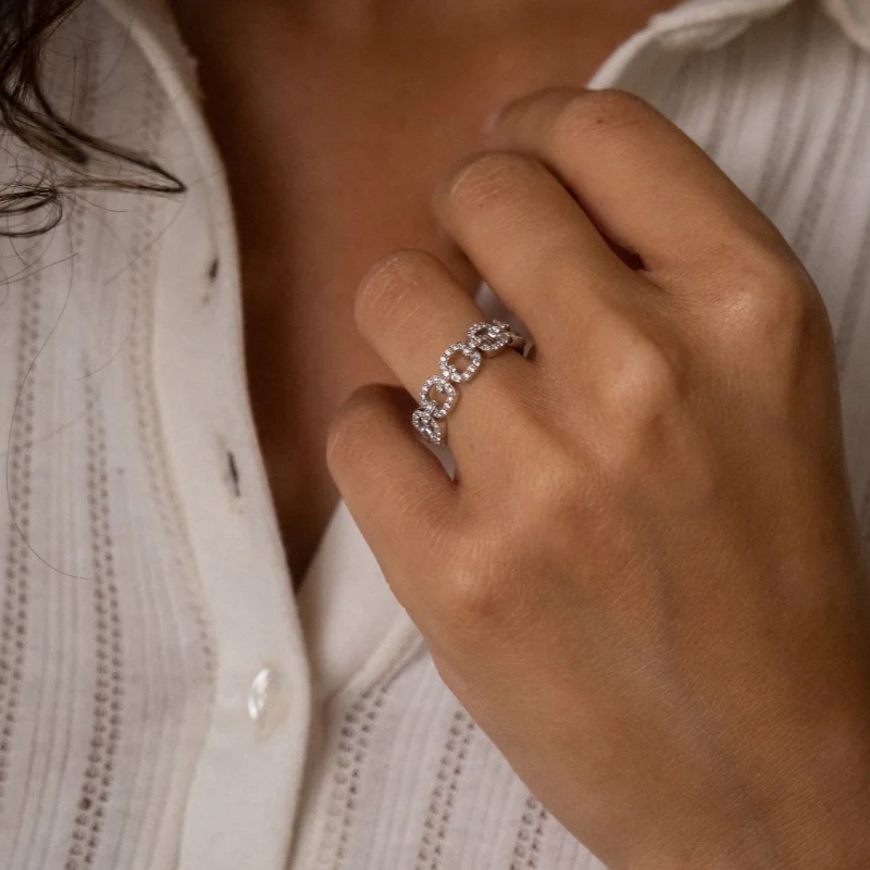 Diamond Chain Link Ring - 18K Gold | VS Clarity Natural Diamonds - Image 5
