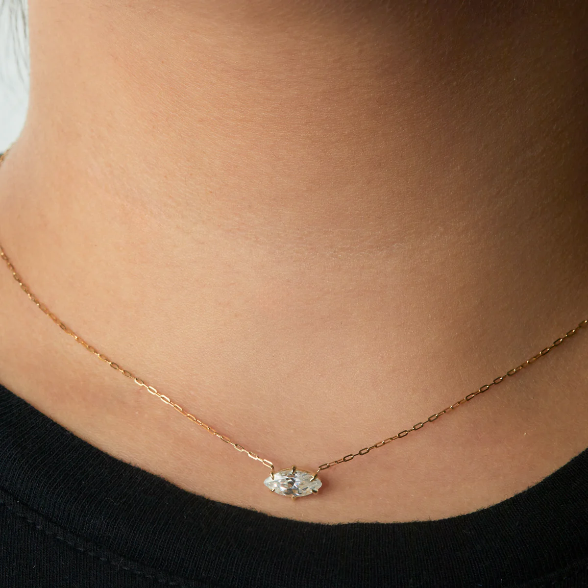 Marquise Cut Diamond Solitaire Pendant - 18K Gold - Image 5