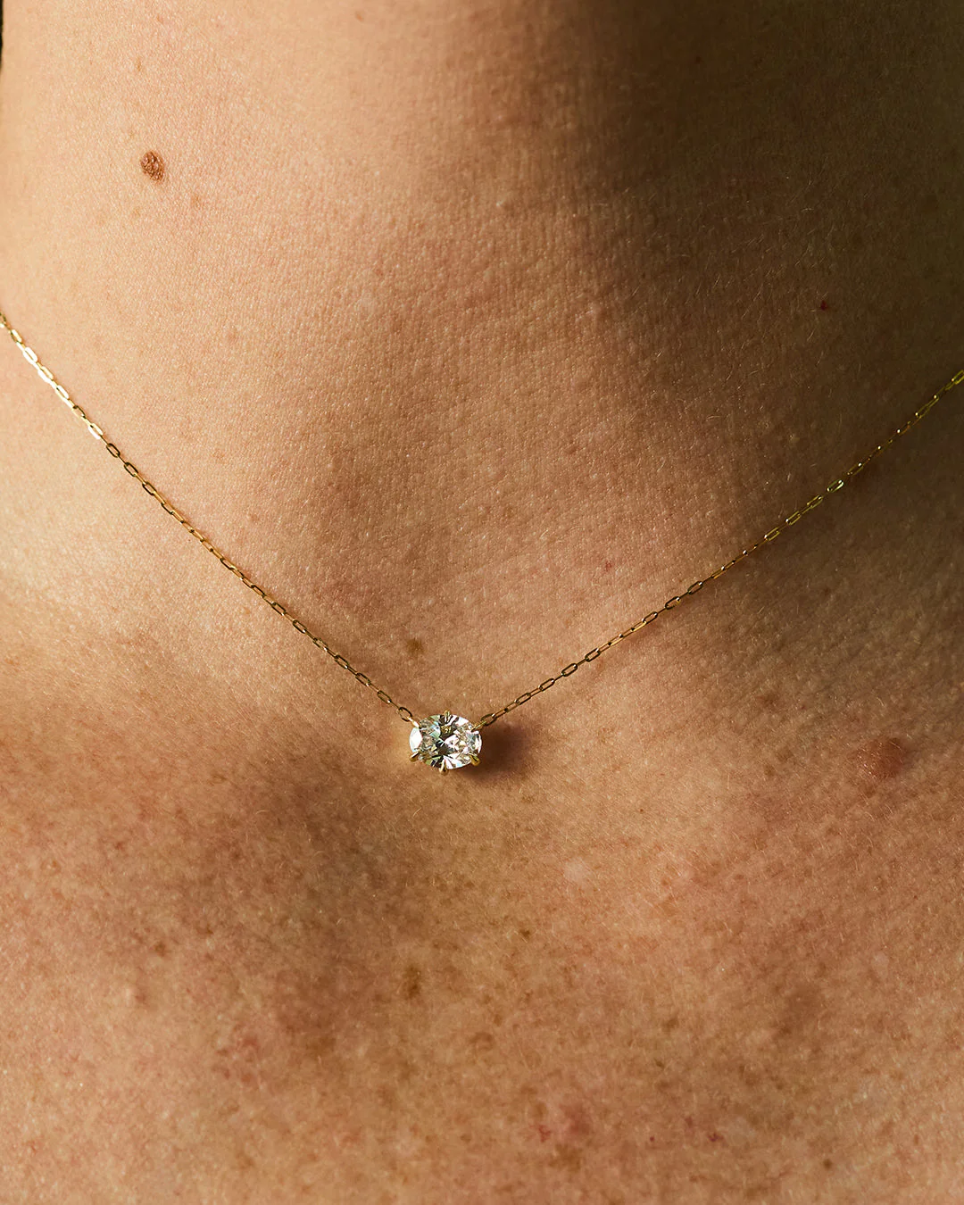 Oval Cut Diamond Solitaire Pendant - 18K Gold - Image 5