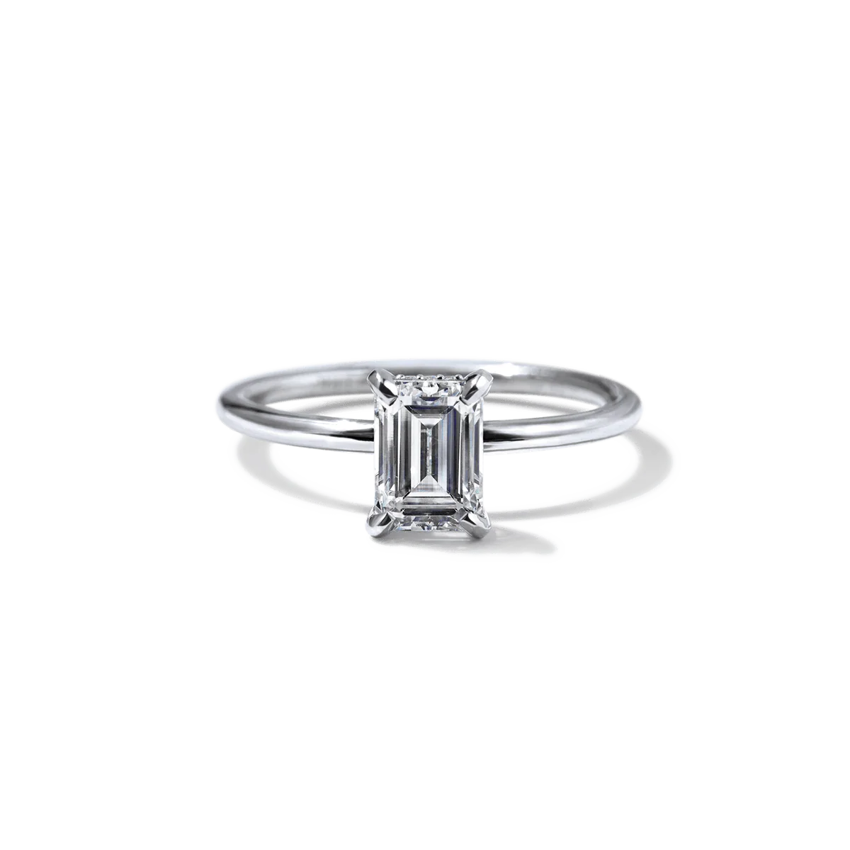 Noémie Solitaire Pick Your Diamond Shape Engagement Ring - 18K Gold - Image 11