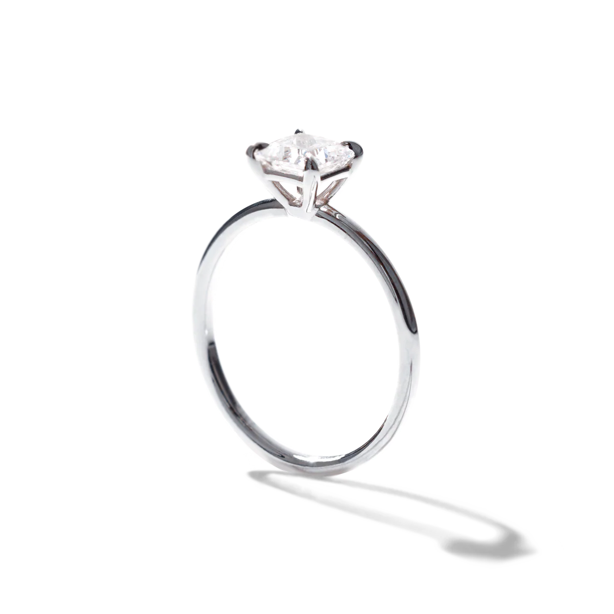 Noémie Solitaire Pick Your Diamond Shape Engagement Ring - 18K Gold - Image 34