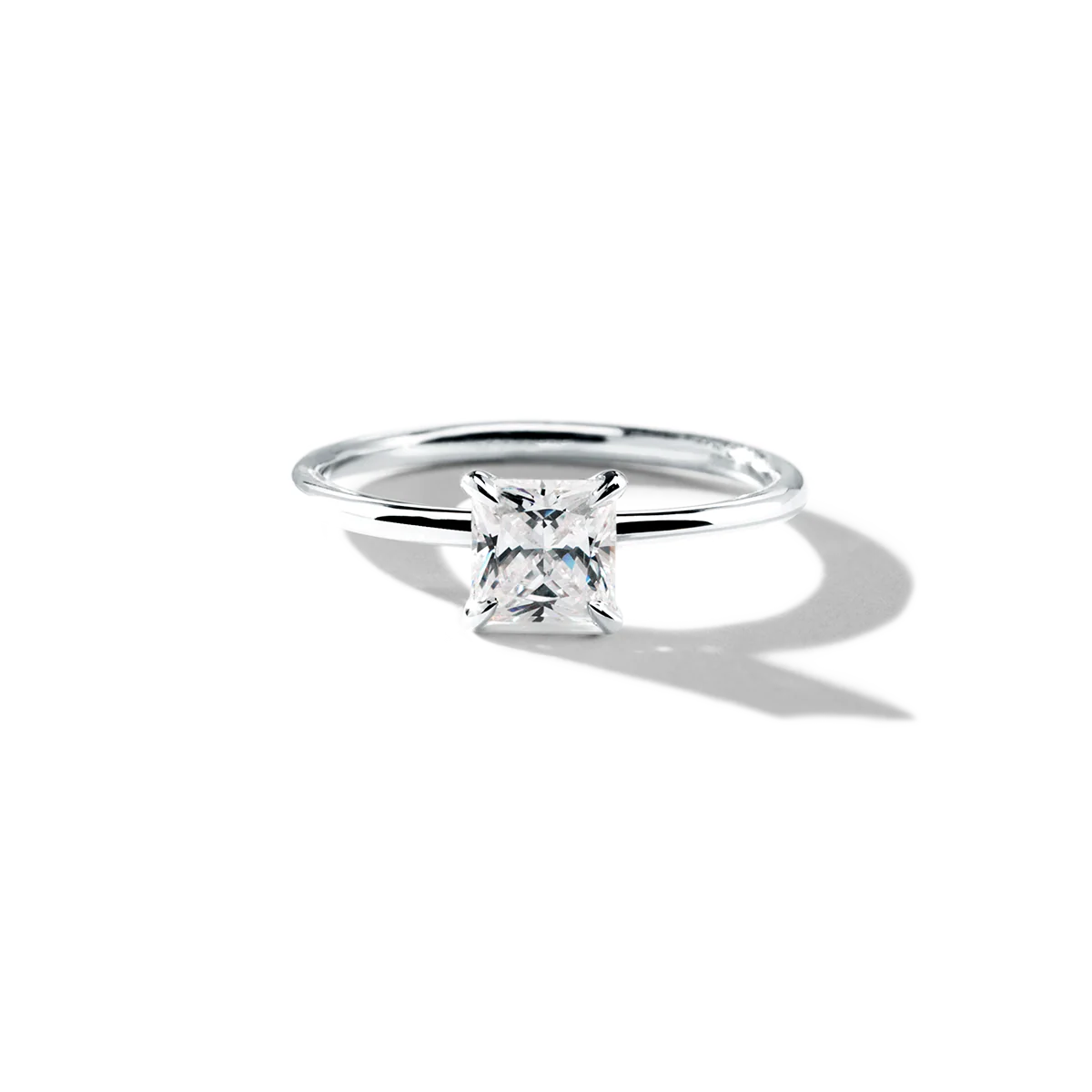 Noémie Solitaire Pick Your Diamond Shape Engagement Ring - 18K Gold - Image 8