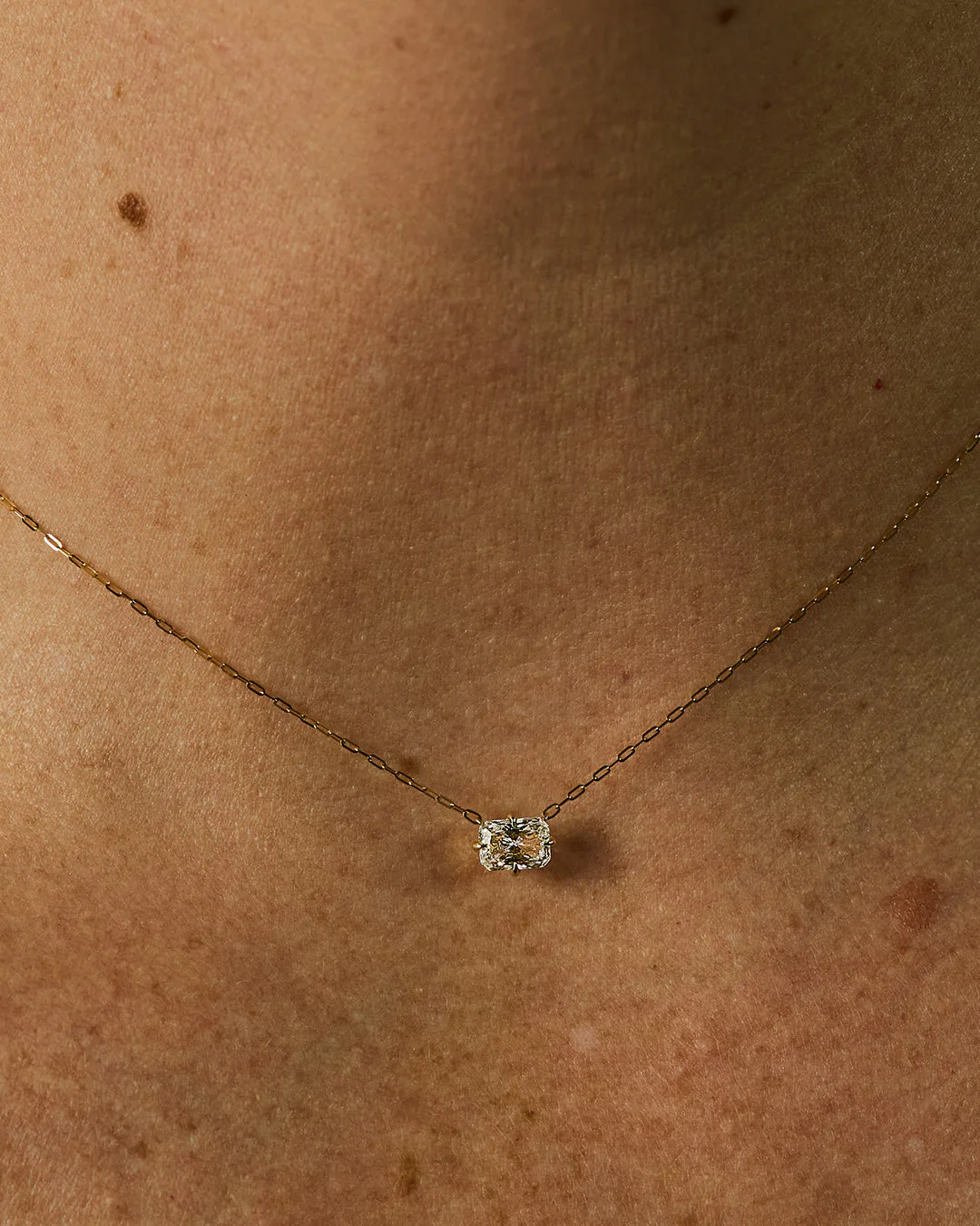 Radiant Cut Diamond Solitaire Pendant - 18K Gold - Image 5