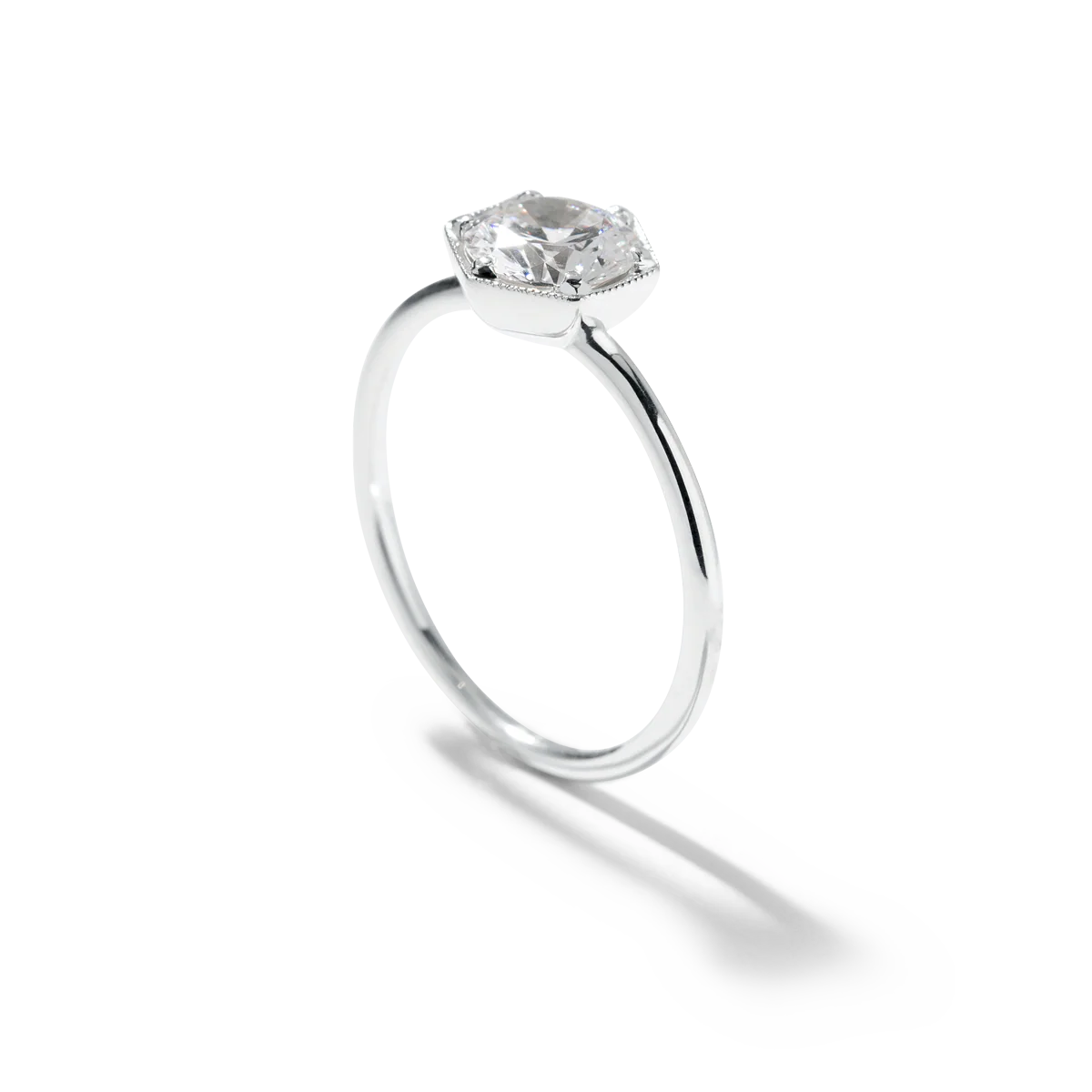 Selene Moonlight Round Diamond Engagement Ring - 18K Gold - Image 13