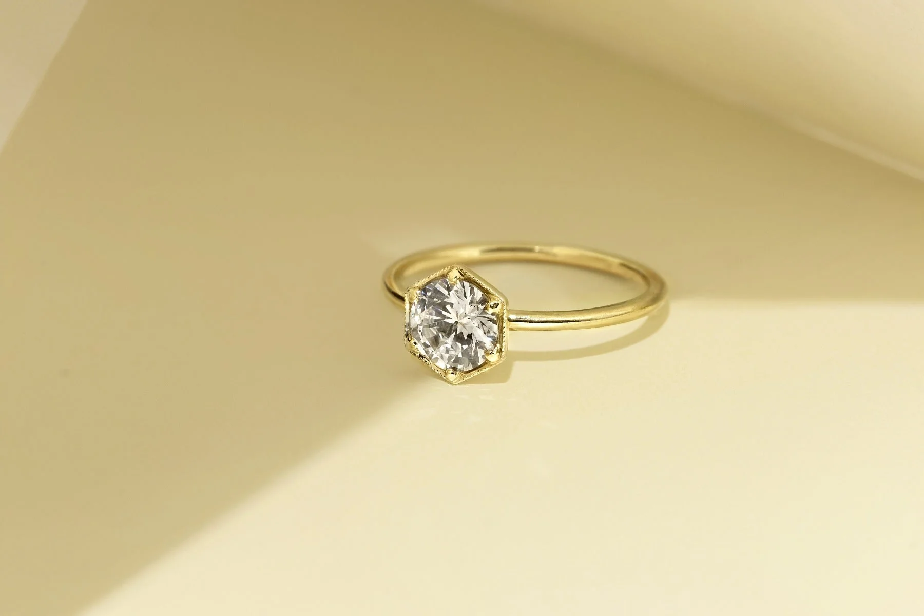 Selene Moonlight Round Diamond Engagement Ring - 18K Gold - Image 16