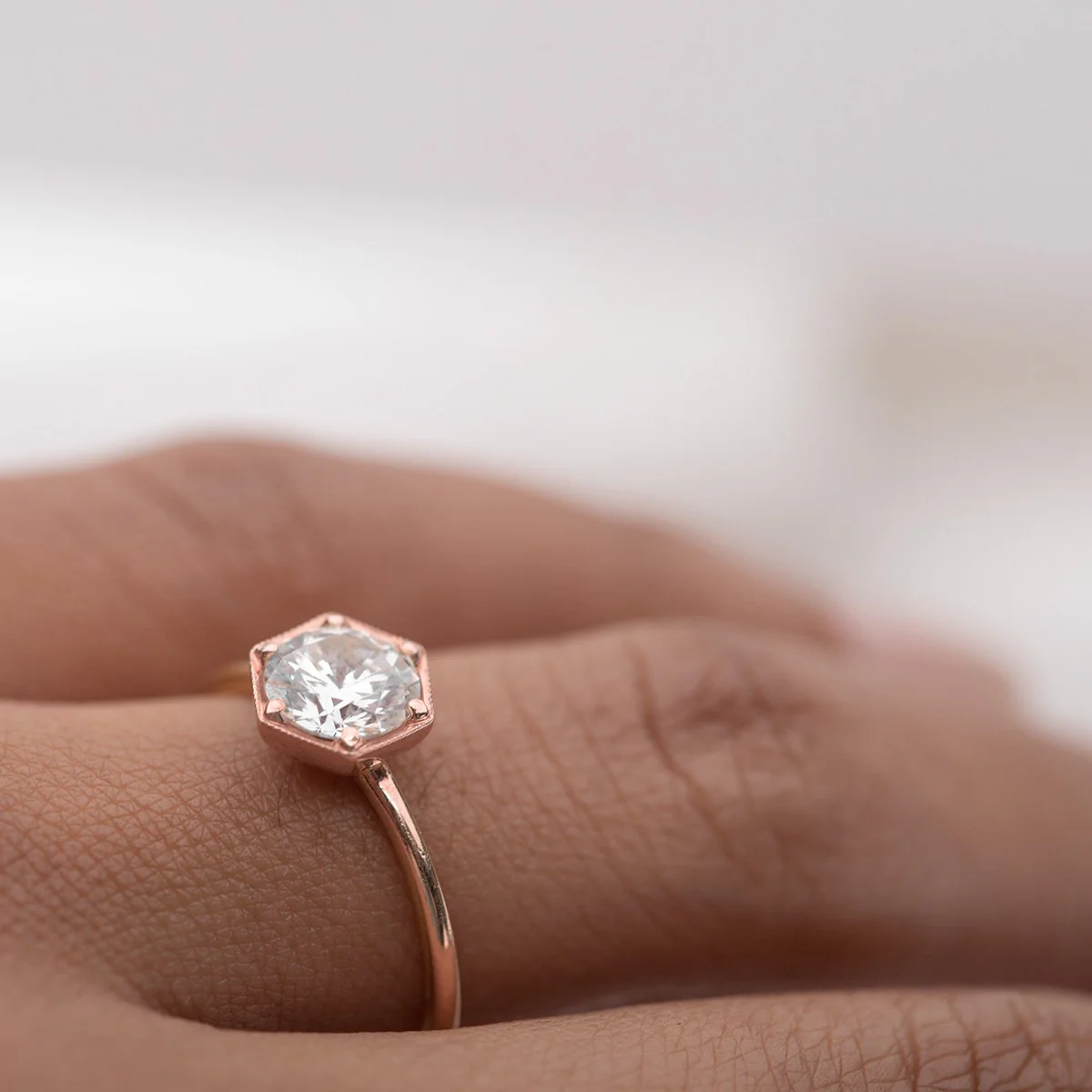 Selene Moonlight Round Diamond Engagement Ring - 18K Gold - Image 8