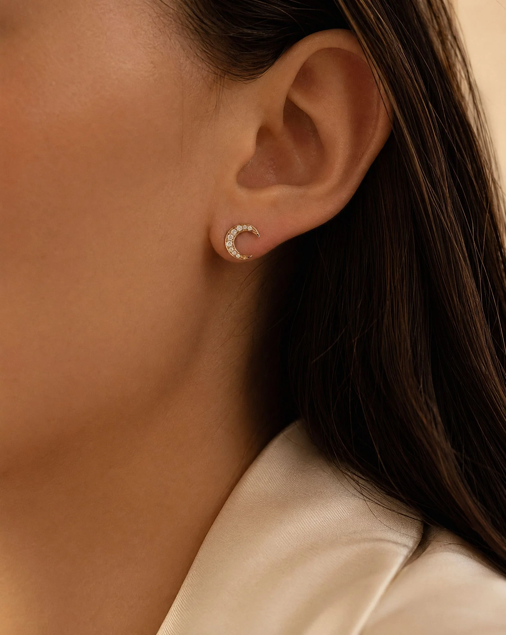 Crescent Moon Studs - 18K Gold | VS Clarity Natural Diamonds - Image 3
