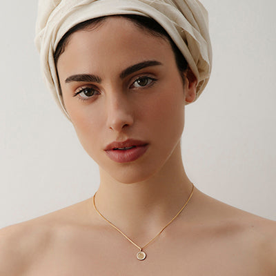 Hamsa Diamond Medallion - 18K Gold | VS Clarity Natural Diamonds - Image 3