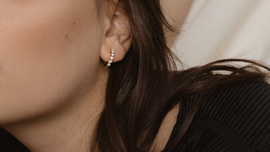Multiple Diamond Hoops with 0.50 Carats - 18K Gold | VS Clarity Natural Diamonds - Image 6