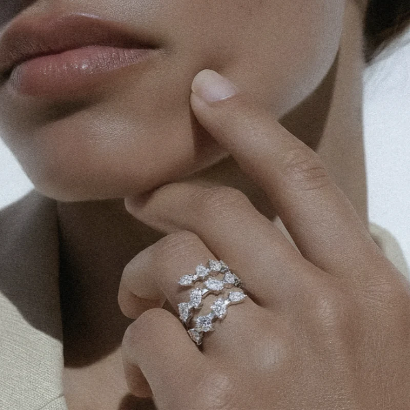 Pear Shaped Diamond Spiral Ring - 18K Gold | VS Clarity Natural Diamonds - Image 5