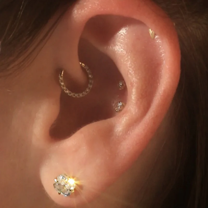 Asscher Diamond Studs - 18K Gold - Image 4