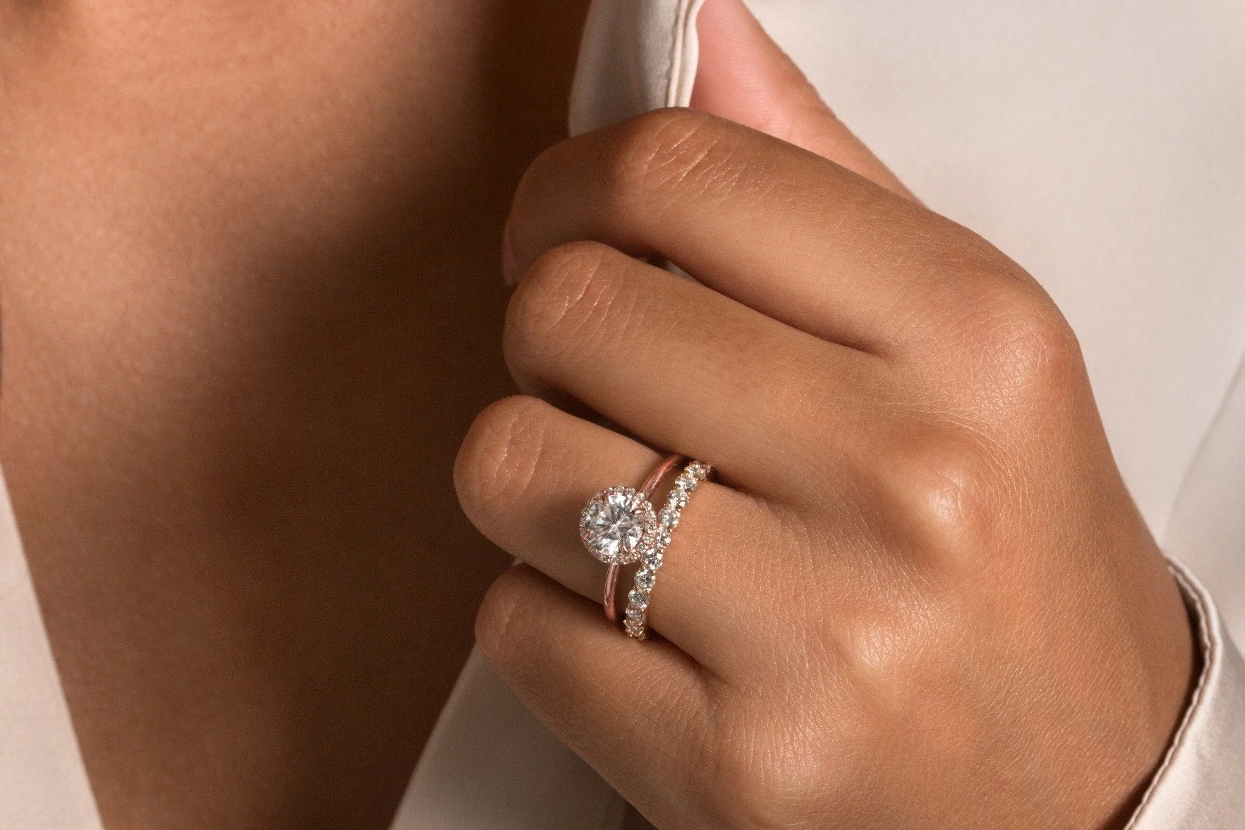 Noémie Halo Pick Your Diamond Shape Engagement Ring - 18K Gold - Image 18