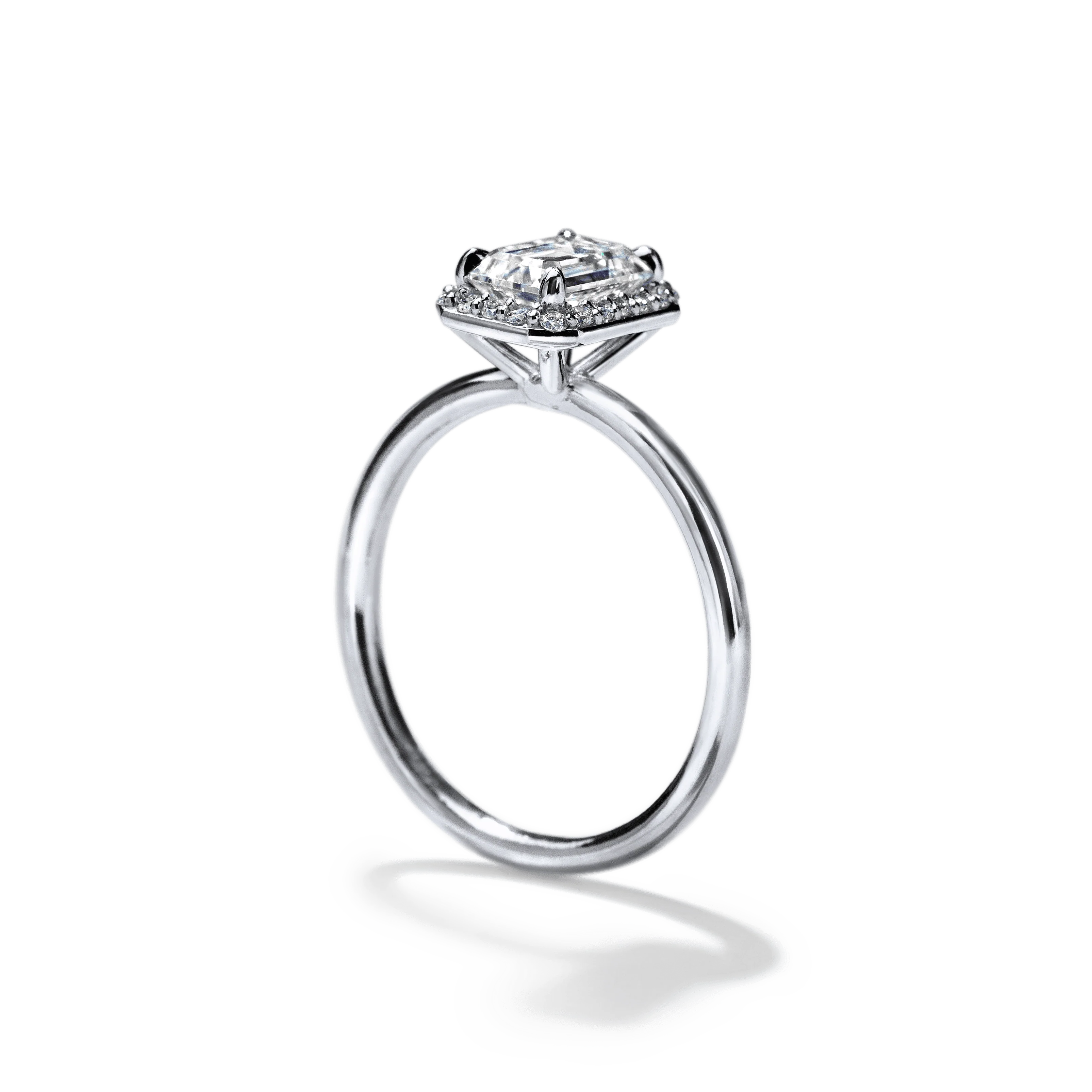 Noémie Halo Pick Your Diamond Shape Engagement Ring - 18K Gold - Image 35