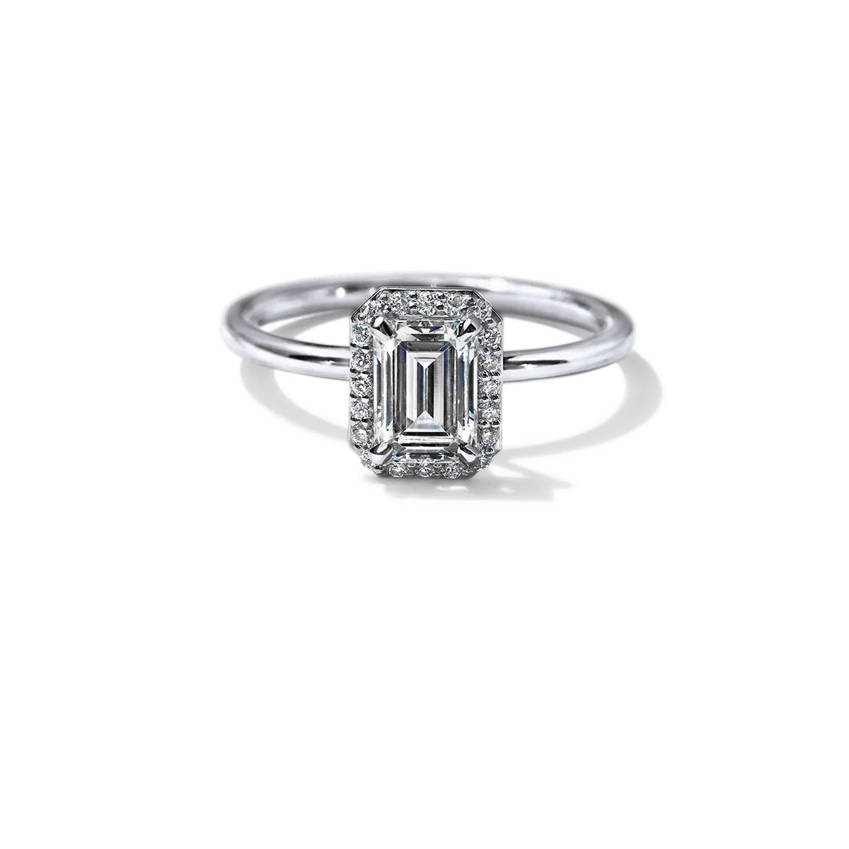 Noémie Halo Pick Your Diamond Shape Engagement Ring - 18K Gold - Image 5