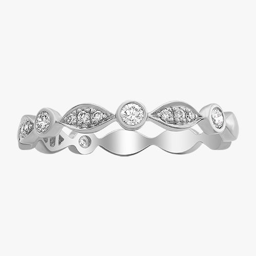 Vintage Inspired Diamond Band - 18K Gold | VS Clarity Natural Diamonds - Image 4